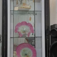 بوفه شیک همراه با دکورهاش