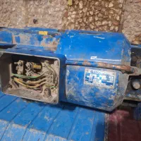 دو عدد الکتروموتور دور متغیر یک عدد گیربکس|ماشین‌آلات صنعتی|پاکدشت, شهرک امام رضا|دیوار