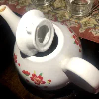 دو تا قوری با قیمت مناسب|قوری، کتری، قهوه‌ساز دستی|شاهین‌شهر, عطار|دیوار