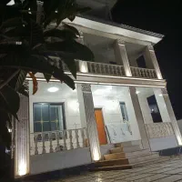 فروش ویلای تریبلکس بابنای220متری و زمین 260متر