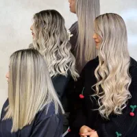 خدمات و اموزش رنگ و لایت و دکلره حرفه ای