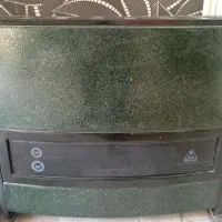 یک بخاری سبز رنگ تمیز|بخاری، هیتر، شومینه|رباطکریم, شترخوار|دیوار