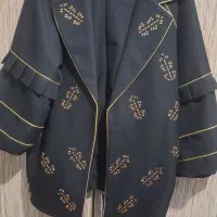 مانتو|لباس|مشهد, کارمندان دوم|دیوار