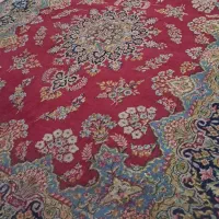 فرش دستبافت قدیمی کارکرده