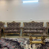 مبل سلطنتی ۹ نفره در حد نو با میز جلو مبلی