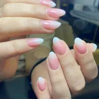 کاشت ناخن