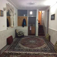 فروش منزل مسکونی دو بر  مناسب سکونت یا ساخت و ساز|فروش خانه و ویلا|قم, باسکول|دیوار