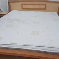 تخت و میز لوازم آرایشی