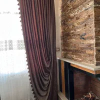 کنارپرد‌ه‌ها و پرده وسط سالم بدون ذره‌ای پارگی