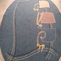 یکعدد فرش فانتزی بیضی ۲.۲۵*۱.۵ کارکرده سالم