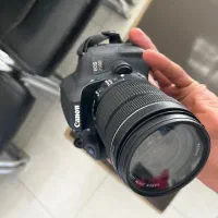 دوربین کانن 750D کم‌کارکرد با لنز 18-135