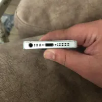 اپل iPhone SE با حافظهٔ ۶۴ گیگابایت|موبایل|رشت, گلسار|دیوار