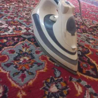 اتو بخار کاملا سالم