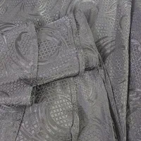 چادر مشکی و پارچه پیراهن