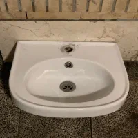 روشویی توالت فرنگی