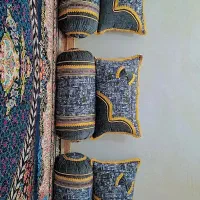 یک عددبالشت ویک عددمتکا  ۳میلیون تومان