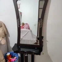 آینه و میز شیشه ای سالم سالم