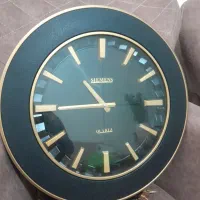 ساعت دیواری مشکی