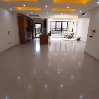 فروش ۸۲۵ متر مستغلات اداری کلیدنخورده دریاچه چیتگر