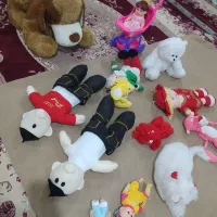 تعدادی عروسک