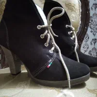 کفش پاشنه بلند