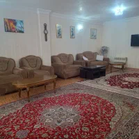 اجاره روزانه/2خوابه همکف/پارکینگ/میدان شهرداری رشت