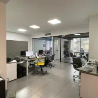 فروش ۲۲۰m سند اداری * ۲۰۰متر حیاط اختصاصی* نوسازی