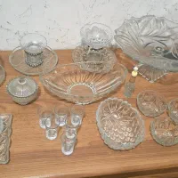 ۲۰تاظرف شیشه ای بلور ۹۰۰تومن مقطوع
