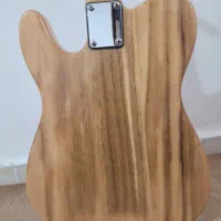 ۲عدد گیتار الکتریک تلکستر(آکبند)|گیتار، بیس، امپلیفایر|تبریز, |دیوار