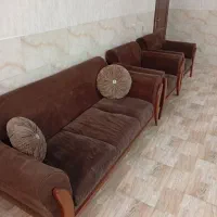 مبل 7نفره و جلو مبلی با هم 2تومن