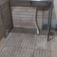 سینک ظرفشویی تمیز