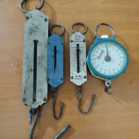 سه عدد ترازو باهم پونصد