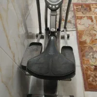 دوچرخه ثابت و رزشی .کاملا سالم و مرتب