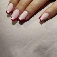 تخفیف خدمات ناخن به مناسبت یلدا