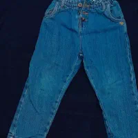 دو عدد شلوار جین بچگانه