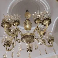 حراج لوستر های کاملا برنز با لاله و آویز زیبا