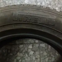 یک حلقه لاستیک ۱۸ ۶۰ ۲۳۵