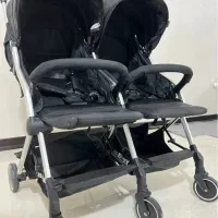 کالسکه دوقلویی