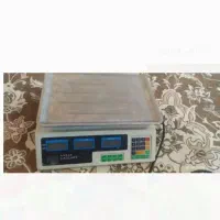 ترازوی سالم
