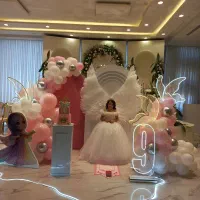 دیزاین گل و بادکنک ماهلین