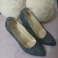 کفش|کیف، کفش، کمربند|مشهد, دانشجو|دیوار