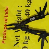 انبردست همه کاره با چندتا پیچ گوشتیو چهارسو متفاوت|کوهنوردی و کمپینگ|زنده رود, |دیوار