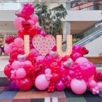 دکورولنتاین/روزعشق/دکورپاساژ/دکور فروشگاه/ویترین