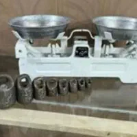 ترازو دو کفه قدیمی