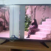 تلویزیون ۴۳ اینچ