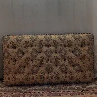 قالی و پشتی|فرش|دهگلان, |دیوار