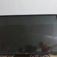 با عرض و سلام یه عدد تلوزیون ۴۳ و صفحه شکسته|تلویزیون و پروژکتور|تبریز, |دیوار