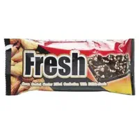 شکلات مغز دار بادامی فرش ۴ تپه و ۸ تپه