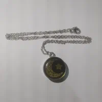 گردنبند شب تاب