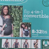 آغوشی نوزاد و تخت کنار مادر